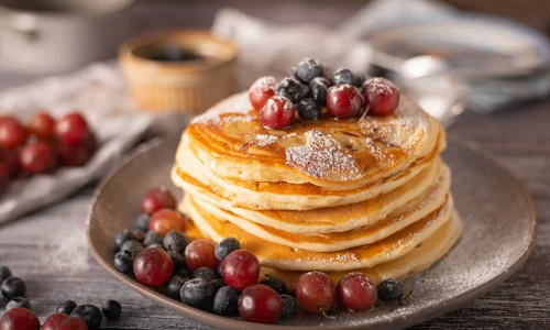 Foto von american-pancakes mit Beeren